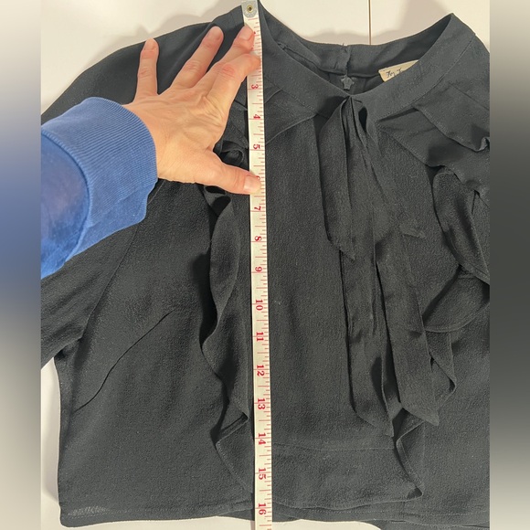 Revolve Poppy Ruffle Cropped Elbow Sleeve Blouse - Picture 11 of 12